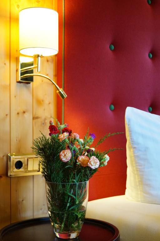 Landhaus Alpina Guest House Митерзил Стая снимка